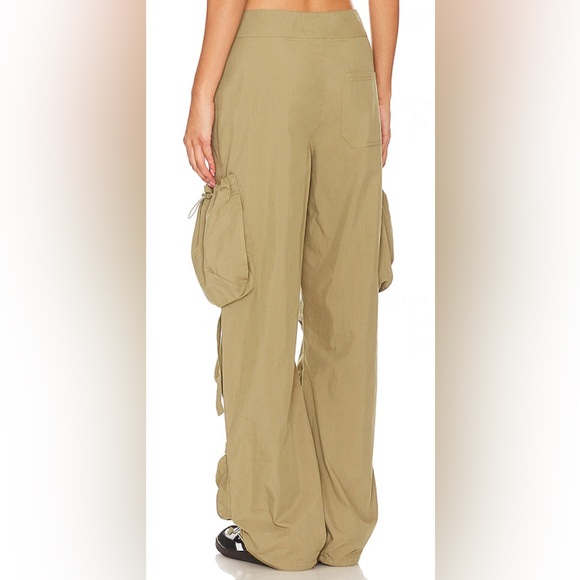Steve Madden Kylo Cargo Pant S Medium Tan like new!! - Picture 3 of 3